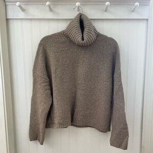 Abercrombie & Fitch Taupe Turtleneck Sweater